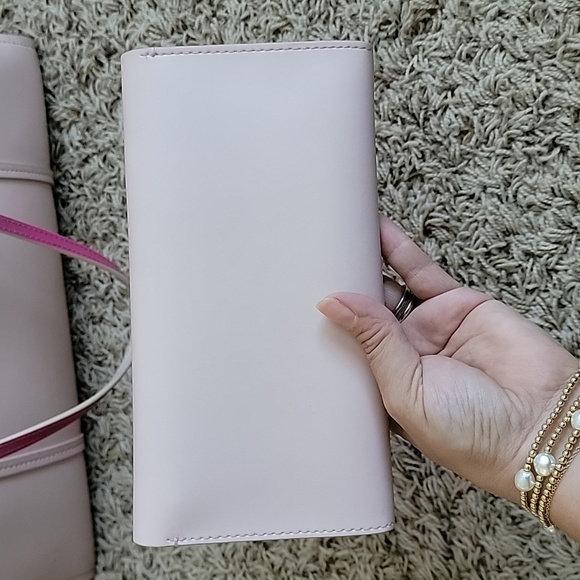 Kate Spade Tote & Wallet - Picture 16 of 16